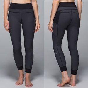 Lululemon en route crops diamond dot black 4